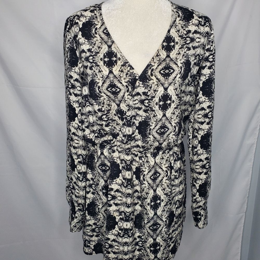 PARKER dress Lila ikat‎ silk surplice long sleeve cocktail M